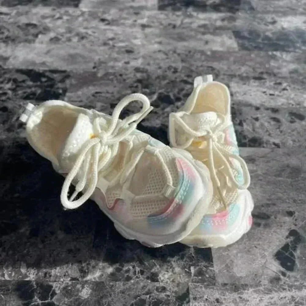 Toddler girls 2.5 to 3 years old Shoes Lace-Up Look Invisible Elastic Band White